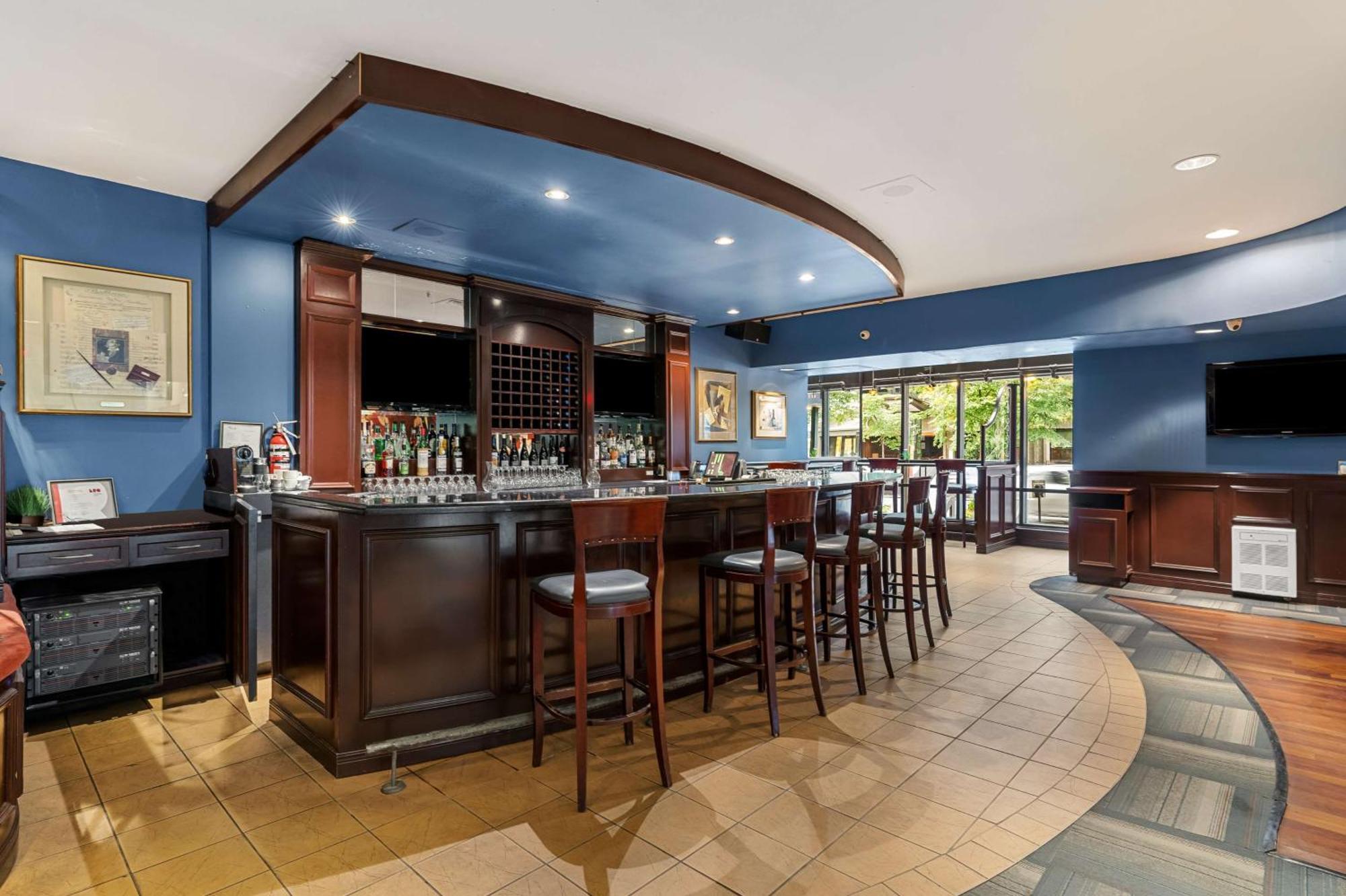 Best Western Ville-Marie Hotel & Suites Montreal Bagian luar foto