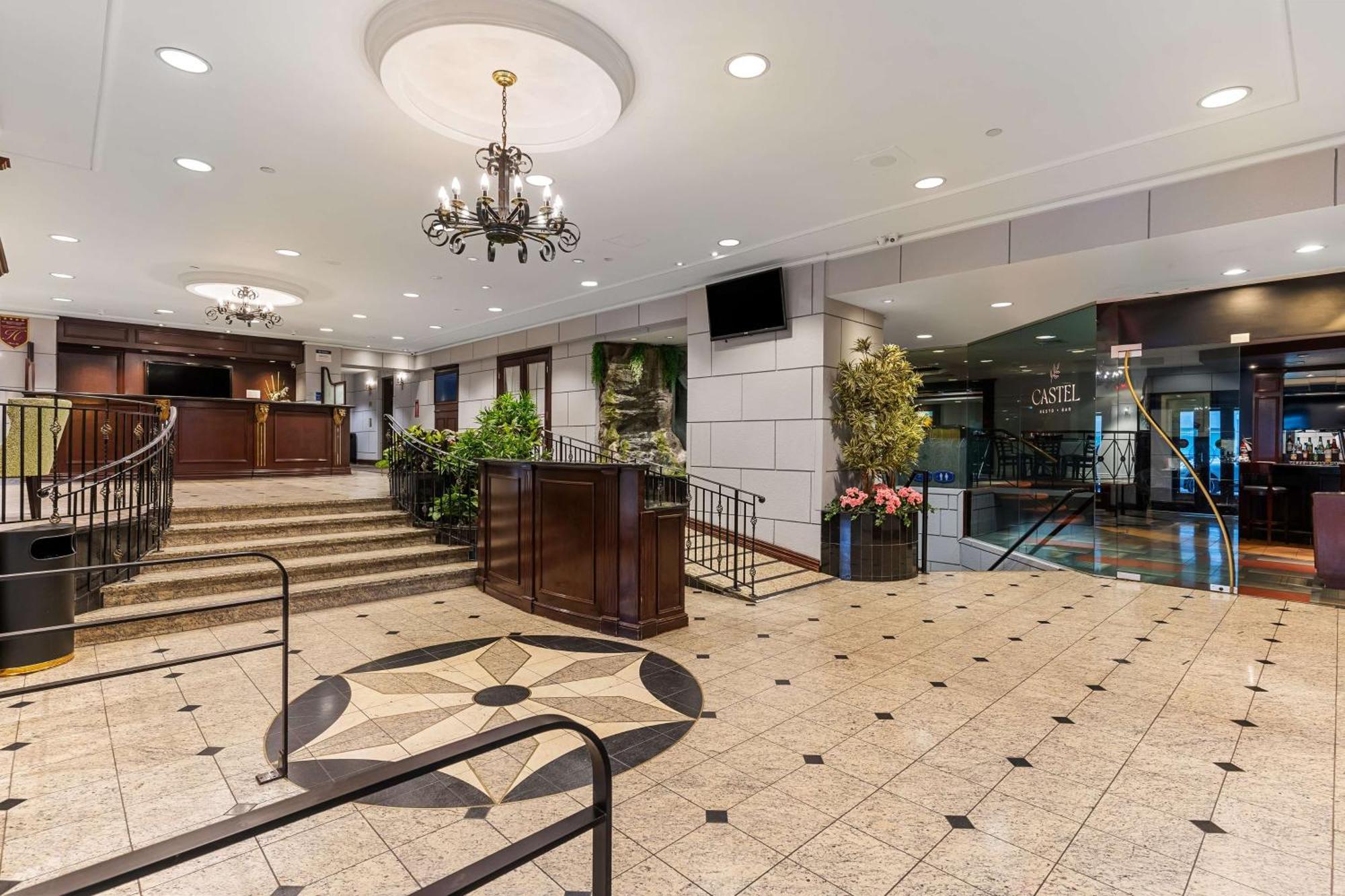 Best Western Ville-Marie Hotel & Suites Montreal Bagian luar foto