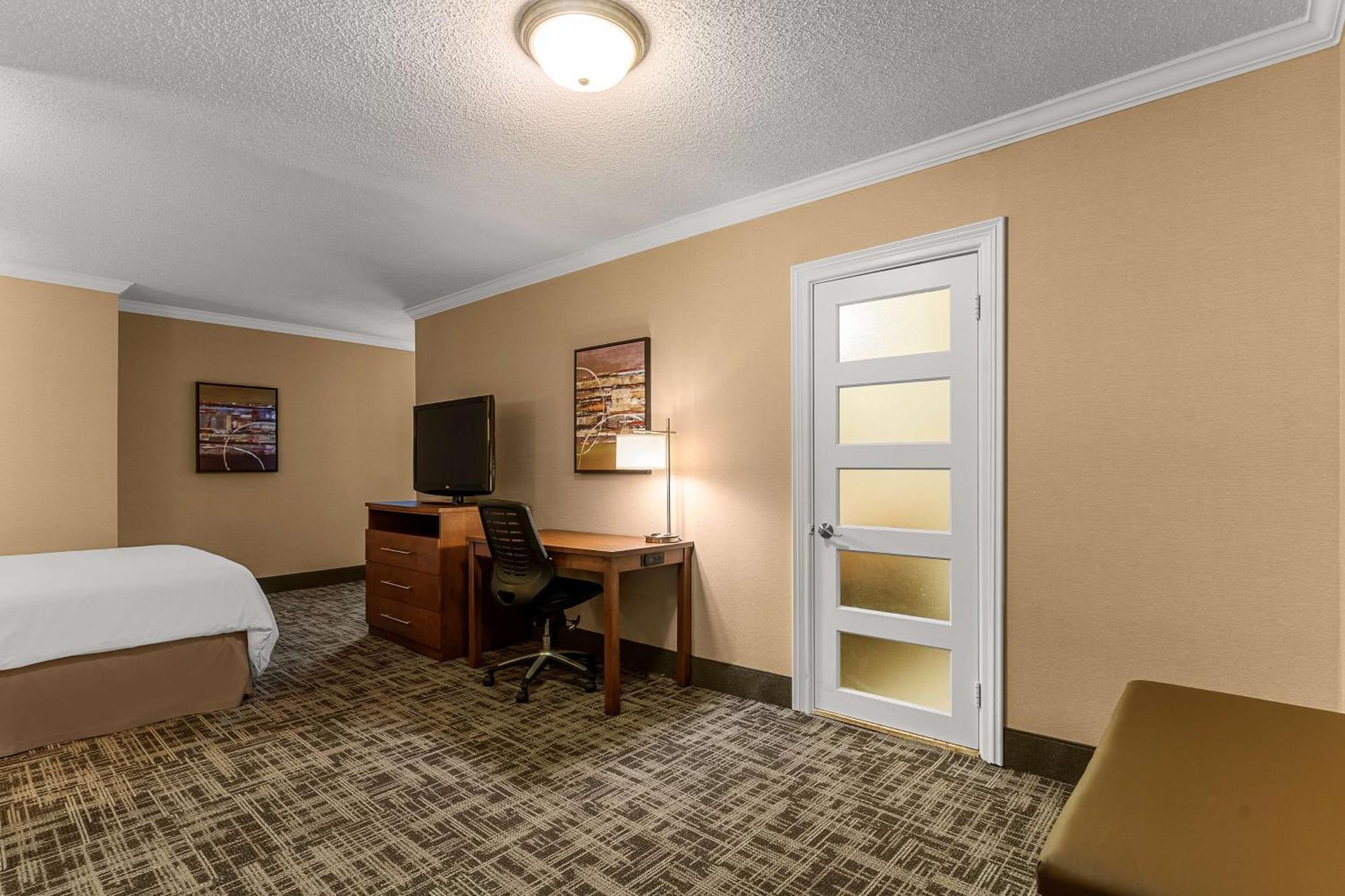 Best Western Ville-Marie Hotel & Suites Montreal Bagian luar foto
